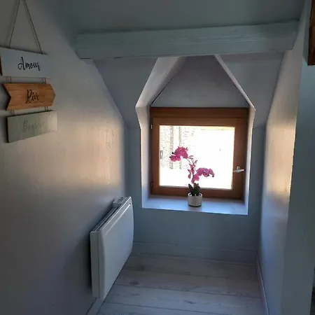 Holiday home Maison Au Pied Du Mont Saint Michel 2 Pontorson